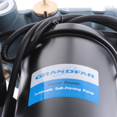 Установка повышения давления GRANDFAR 1AWZB750 на базе вихревого насоса (GF1365)