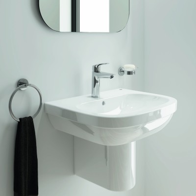 Комплект смесителей для ванной комнаты Grohe Eurosmart New (UA123246M0) Комплект смесителей для ванной комнаты Grohe Eurosmart New (UA123246M0)