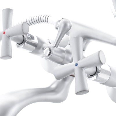 Смеситель для ванны Haiba SENTOSA 009 матовый (HB0359) Смеситель для ванны Haiba SENTOSA 009 матовый (HB0359)