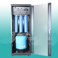 Осмос с микрокомпьютером в стальной коробке с баком внутри 800G  RO-B08