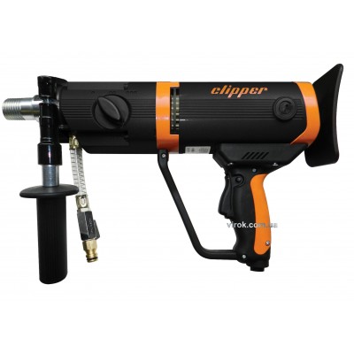 Машина для сверления Norton Clipper CDM163 (3-режима оборотов, 1800Вт, сверл. Ø=15-160 мм, 8 кг, спол. 1/2+5/4") Машина для сверления Norton Clipper CDM163 (3-режима оборотов, 1800Вт, сверл. Ø=15-160 мм, 8 кг, спол. 1/2+5/4")